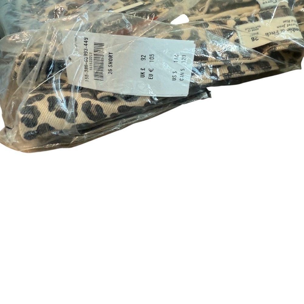 Abercrombie & Fitch Size 26 (Short) Curve Love Mid Rise Barrel Jeans - Leopard - Picture 5 of 5